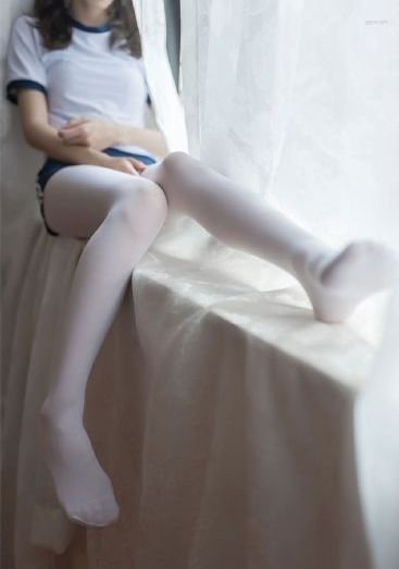 2023欧美流行色_蓝光在线观看高清