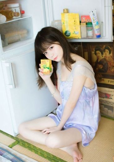 老司机久久99久久精品播放免费_蓝光免费观看最新