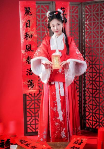 欧美肌肉女走秀_HD迅雷电影在线