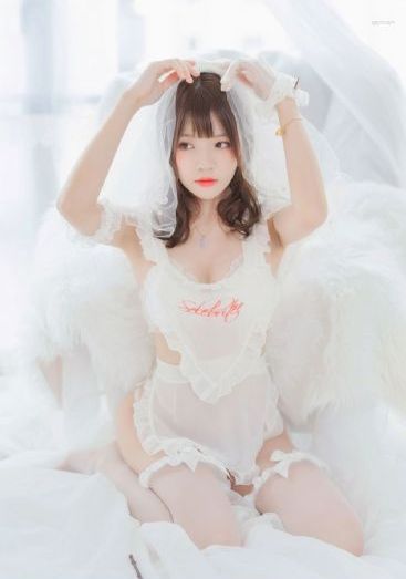 国产精品看片_720迅雷电影在线