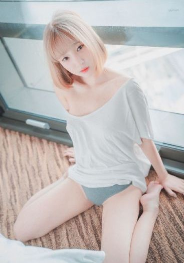 韩国成人女王咸素媛视频观看_4K电影在线看