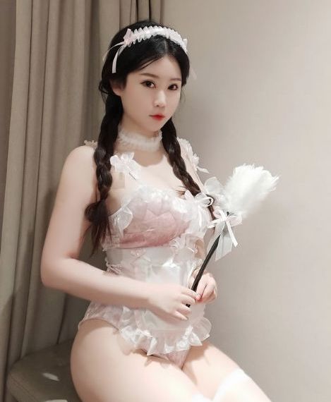 欧美人妻一二三区无码兰花视频_720视频大全