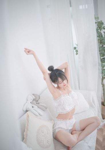 美女扒开下面让男生桶白浆_4K高清免费观看