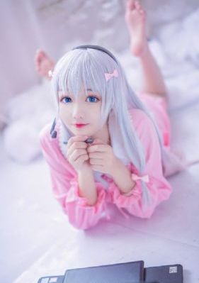 欧美性感男女头像黑白_BD英语在线播放观看